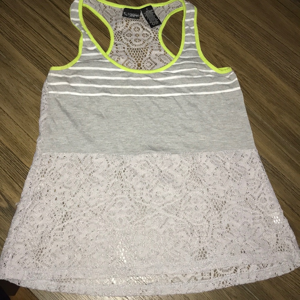 Buckle Daytrip tank top racer back.